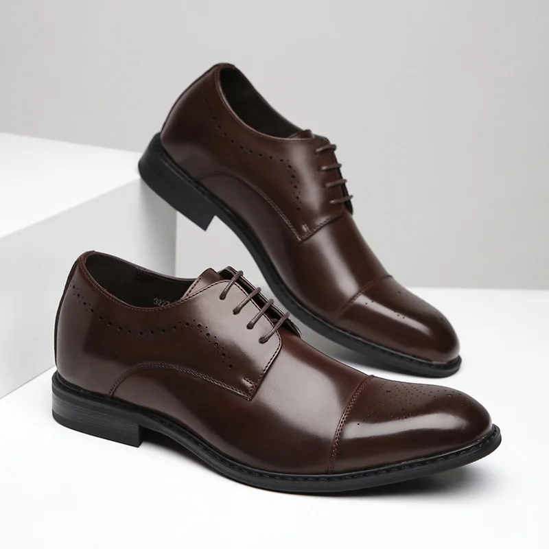 

2021 new Japanese leather brogue shoes men's business formal wear leather shoes increase casual youth men's shoes