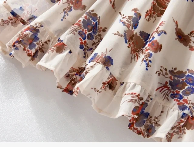 

2020 New French Retro Floral Mini Dress V-neck Lady Slim Long Sleeve Spring Summer Pleated Ruffles Short Dresses