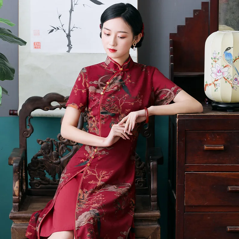 

Женское атласное платье-Ципао с коротким рукавом, элегантное красное платье в традиционном китайском стиле с воротником-стойкой, лето 2021
