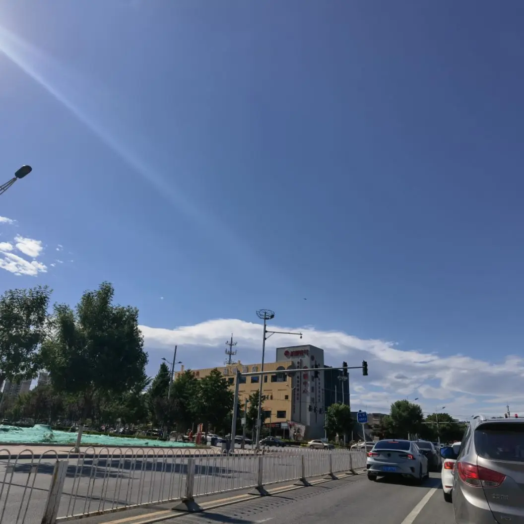 

For iPhone 7 6 6S 8 Plus Case Luxury Original Liquid Silicone Soft Cover For iPhone 11 12 Pro X XR XS Max Shockproof Phone Case