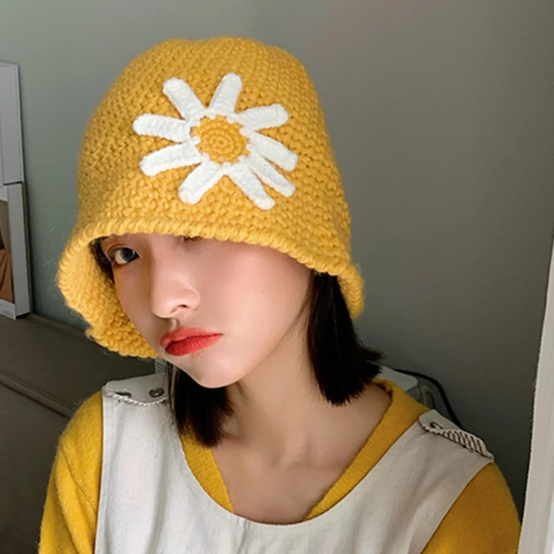 

Q1FA Women Chunky Crochet Knit Dome Bucket Hat Daisy Floral Round Top Fisherman Cap