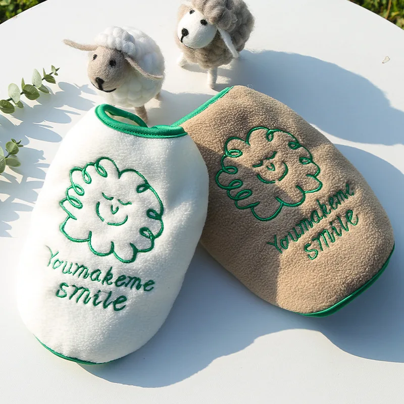 

New Autumn and Winter Warm Sleeveless Vest Pet Teddy Bichon Pomeranian Schnauzer Puppies Milk Dog Clothes Cat Vest