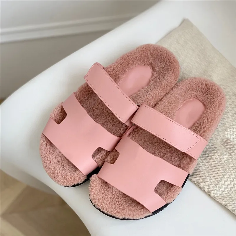

New Style Casual Shoes Color Real Wool Lamb Fur Grass Open-toe Hollow Flat Slippers Furry Shoes Home Fashion INdoor Slippers