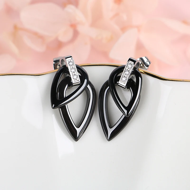 Двойные керамические треугольные серьги Tud Классические черные белые элегантные