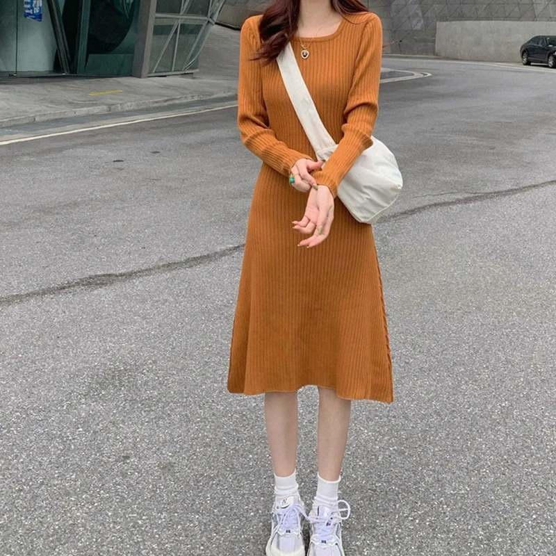 

Новинка 2021, модное французское нежное трикотажное платье Joker с квадратным вырезом и длинным рукавом, облегающая юбка-низ.