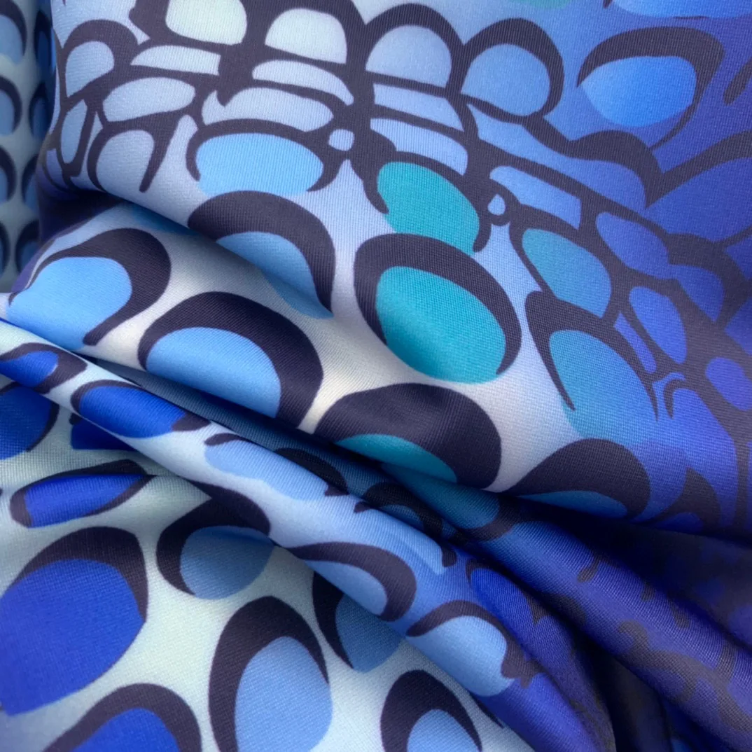 

High quality latest silk T-shirt women's fashion printed pattern short-sleeved patchwork knitted T-shirt