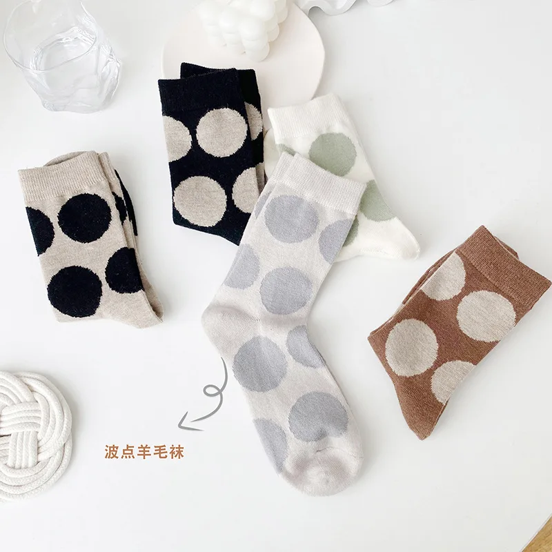 

HENNY RUE 2021 new winter plain big Bob point wool socks
