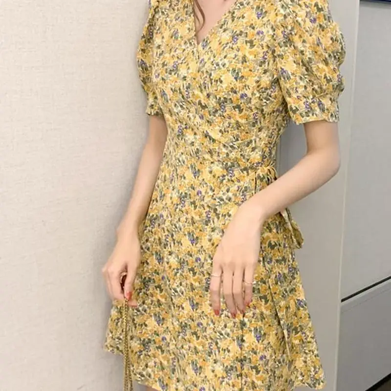

S-4XL Plus Size Ruffle Dress Bohe Flower Print Yellow Dress Women 's Short Puff Sleeve Mini Sundress Elegant Summer Dress Ladies