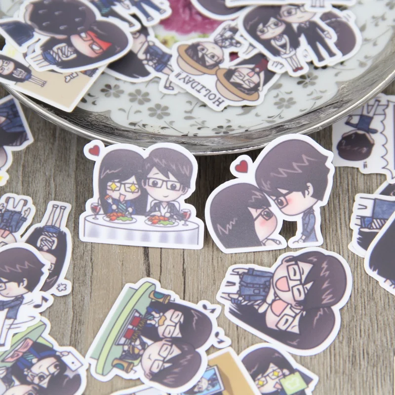 

40Pcs Cute cartoon couple Stickers For Snowboard Laptop Luggage Fridge Car Toy Stickers Gift Beauty