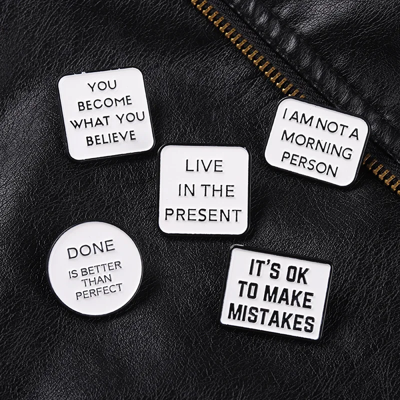 

Creative Happy Life Enamel Lapel Pins Custom Motivational Quotes Brooches Badge Cartoon Jewelry Gift for Friends Gifts Wholesale