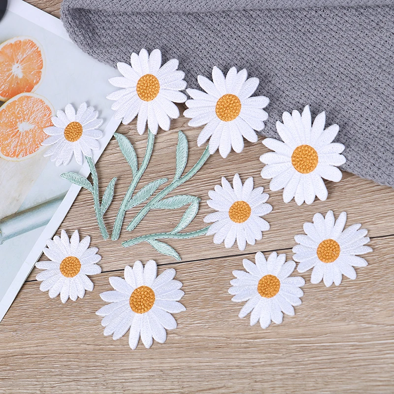 2/3 шт. небольшие нашивки с вышитыми подсолнухами и ромашками для одежды железные