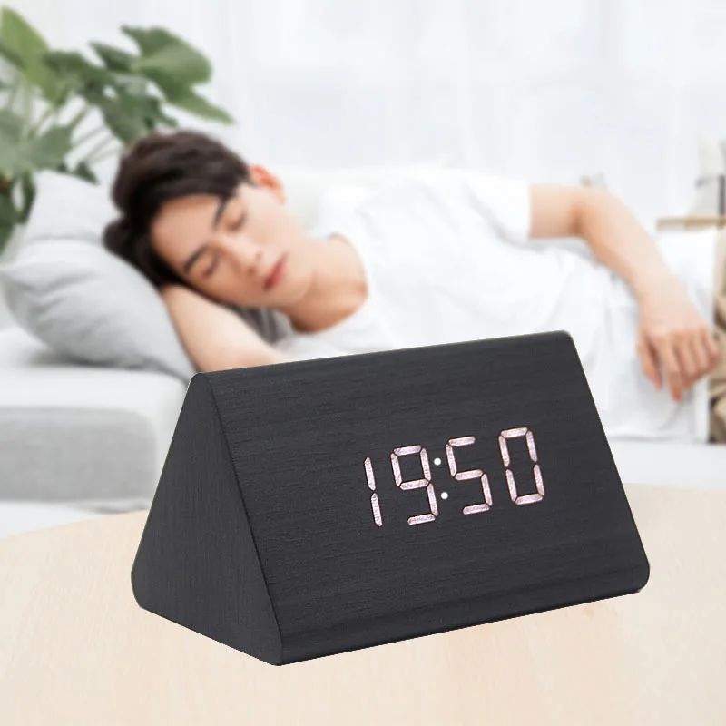 

Wooden Alarm Clock LED Digital Electronic Clocks Desktop with USB/AAA Powered Desperadoes Home Table Decor Alarm clock
