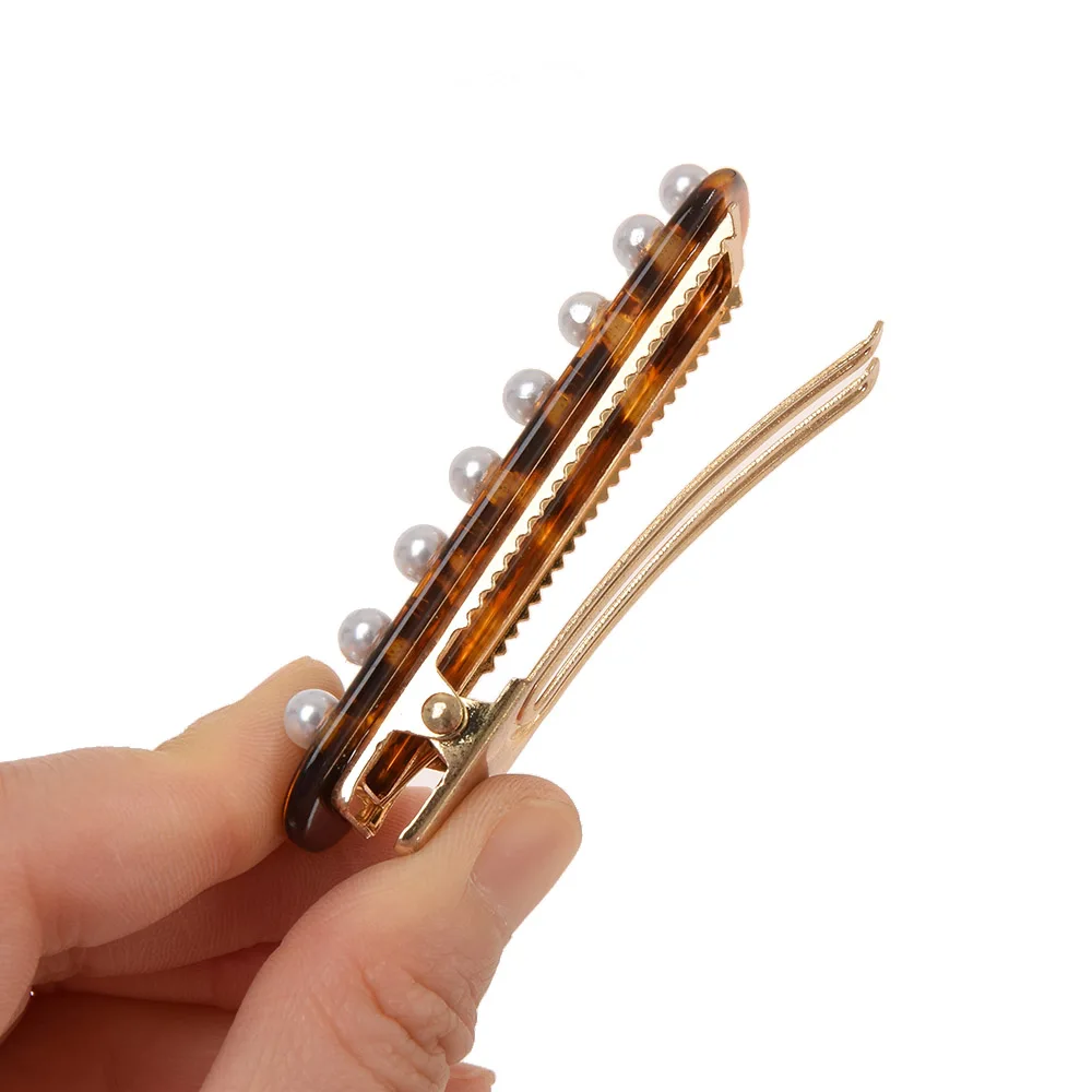 

New Korea Style Square Hollow Pearl Hair Clip for Women Girls Black Barrette Headwear Elegant Hairpins Daily Hair Accessories