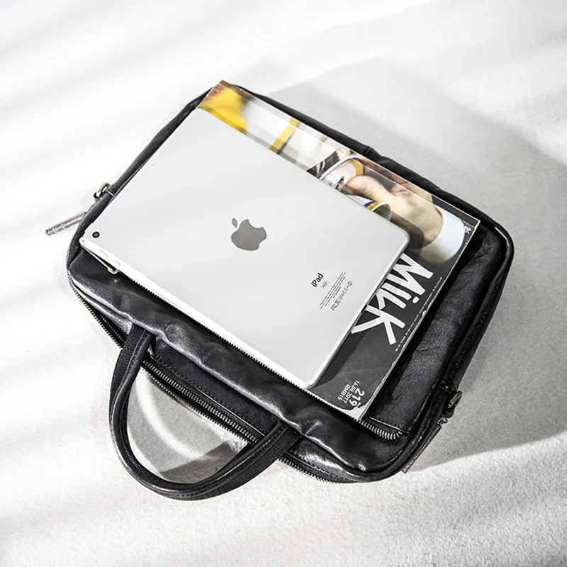 AETOO The first layer coyote man hand one shoulder bag simple horizontal style briefcase casual handbag leather computer |