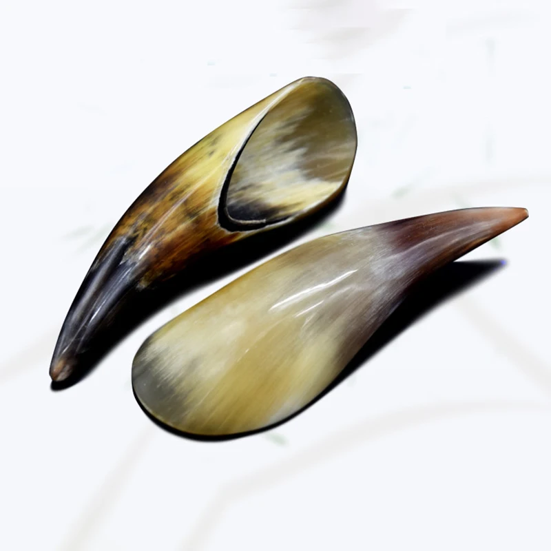 

Multifunctional Guasha Board Yak Horn Ox Horn Ornaments Natural Shape Scraping Tube Design Ox Horn Home Office Decoration Crafts