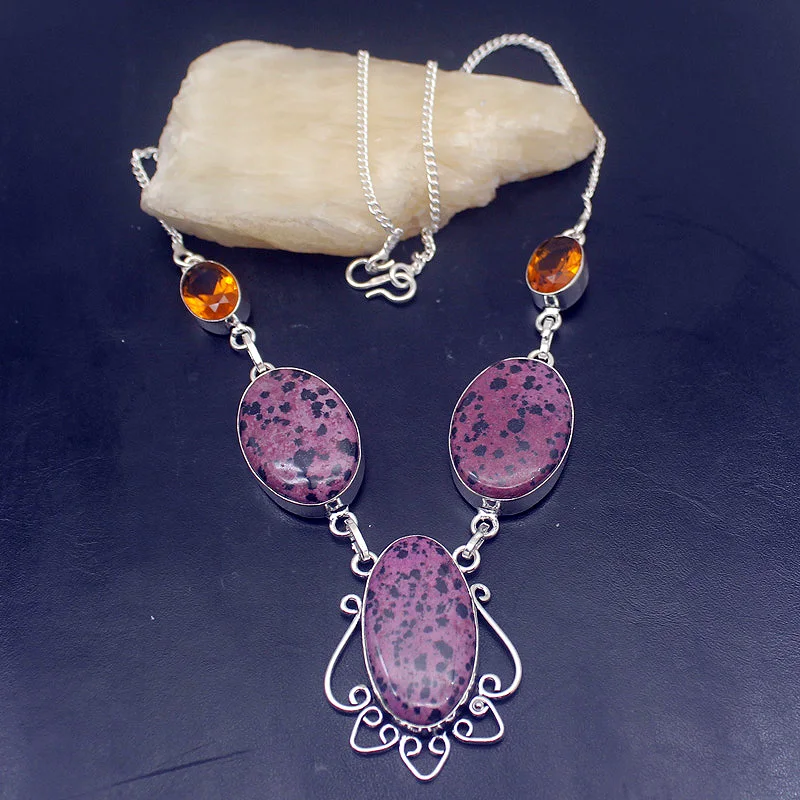 

Gorgeous Unique DalmatianJasper HoneyTopaz Silver Color Women Necklace Chain 19 Inch HD194