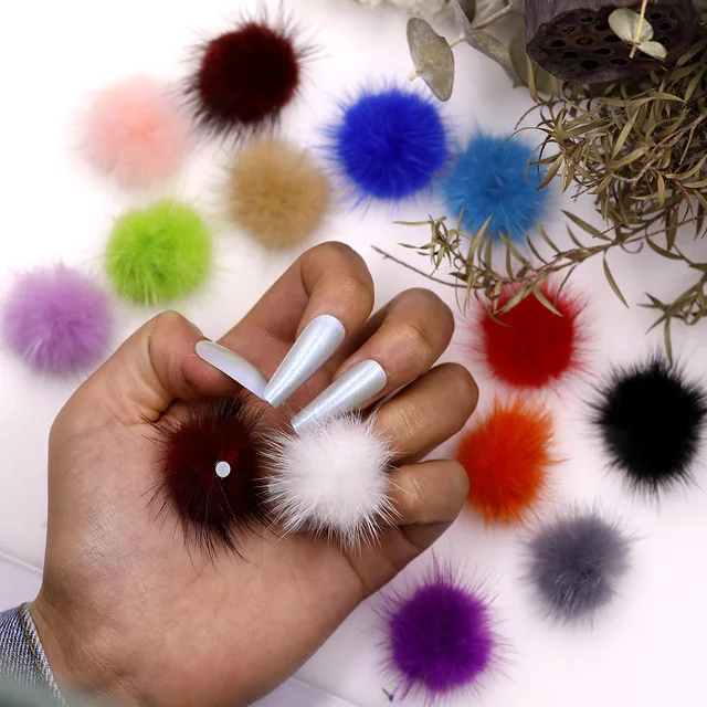 

1 шт., плюшевый шар, красочные аксессуары для творчества и дизайна ногтей, съемные магнитные помпоны, пушистые милые украшения для ногтей