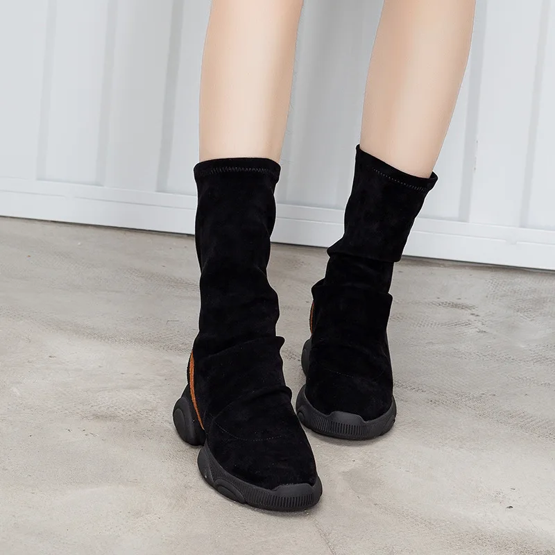 Женские кроссовки из натуральной кожи с круглым носком на толстой подошве | Обувь