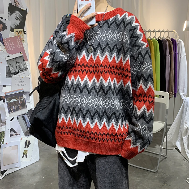 Sweater Men's Warm Fashion Contrast Color Casual Retro O-neck Knit Pullover Men Loose Knitting Sweaters Male Sweter Clothes