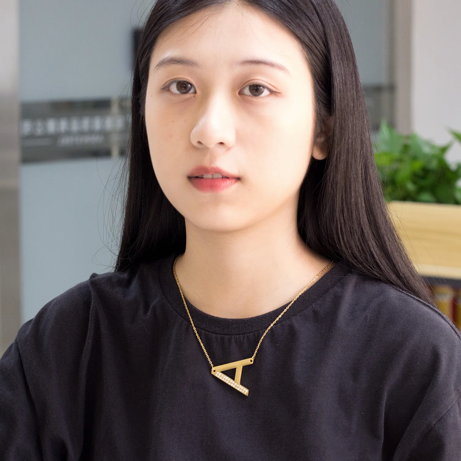 

LUXUSTEEL 26 Alphabet Capital Letter Pendant Necklace For Women Silver Color Letter Necklace Gold Color initial necklace