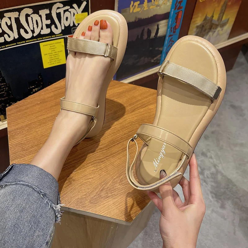 

Slippers Casual Low Flat Shoes Female Slipers Women Slides Lady Luxury 2021 Beach Summer Girl Soft Basic Rome Hook & Loop PU