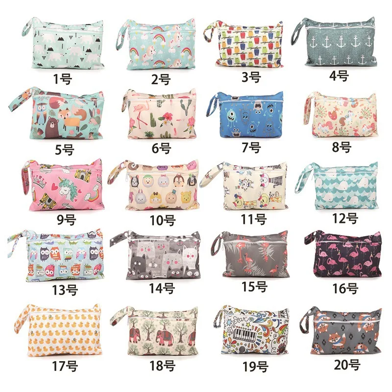 С рисунками животных из мультфильмов милые мама небольшая сумка узорчатой ткани