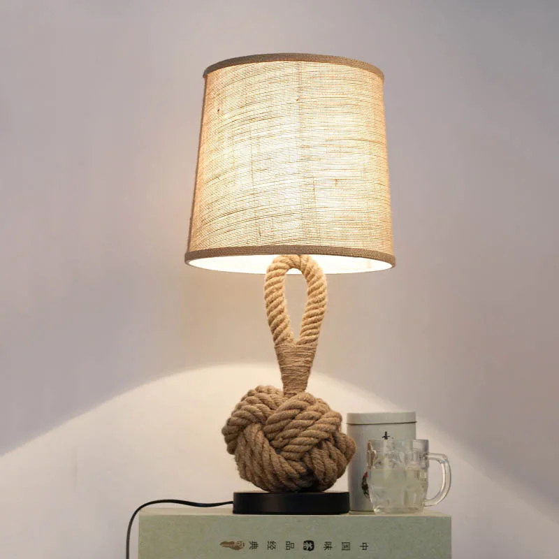 

Американская лампа в стиле ретро, тканевая прикроватная лампа в стиле лофт для спальни, кабинета, офиса, кафе, отеля, ресторана, бара, светиль...