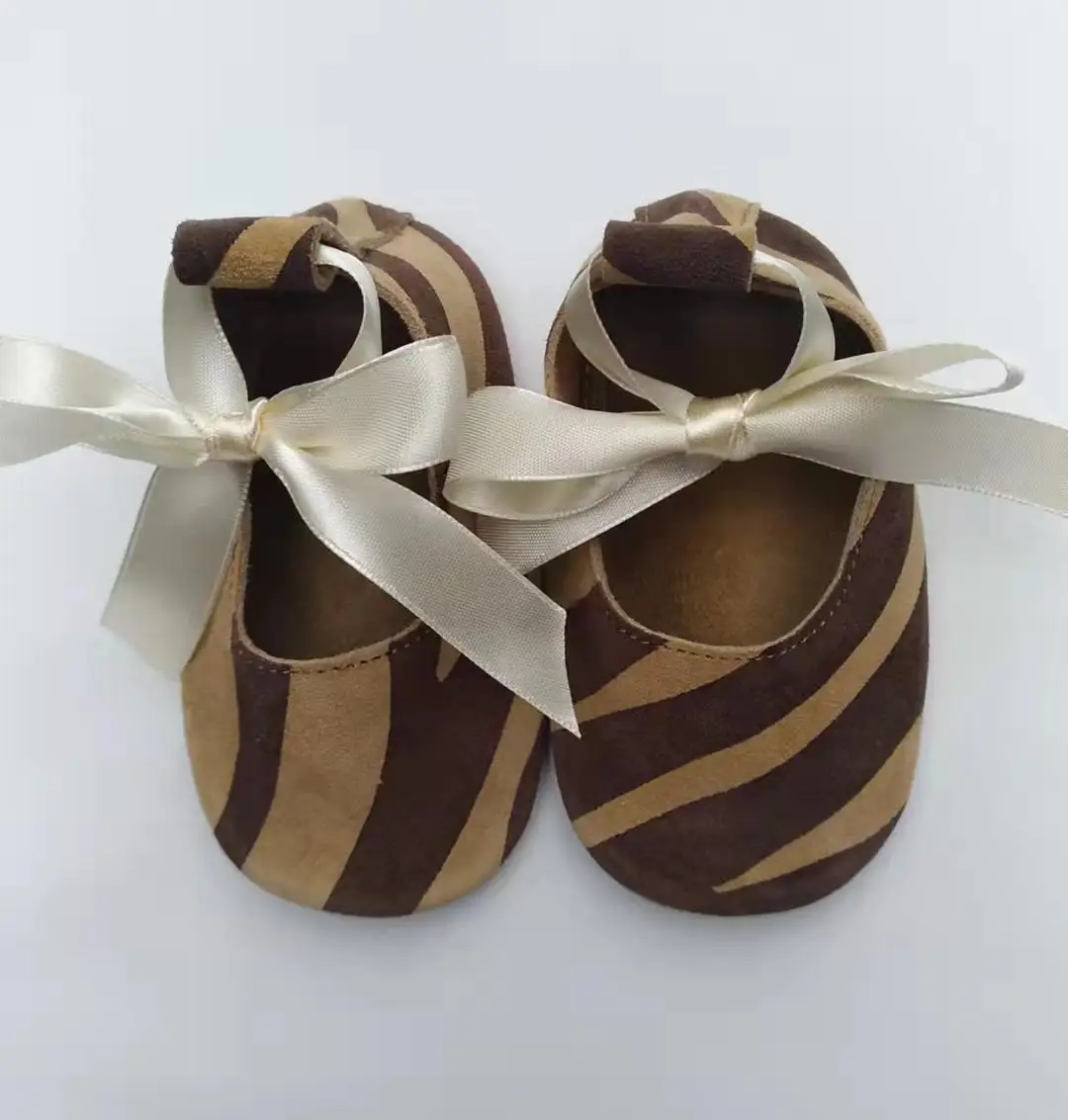 Брендовая обувь для детской кроватки из натуральной кожи новинка Детские