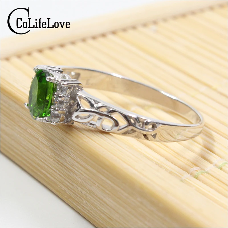 Женское кольцо из диопсида натуральный хром серебро 925 пробы обручальное