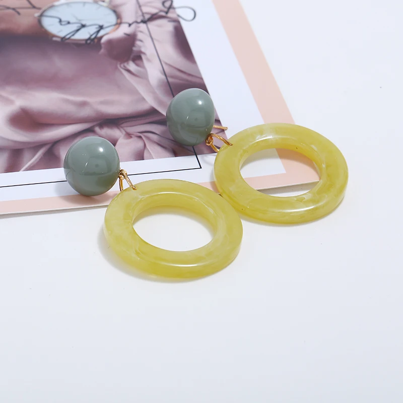 

Resin Circle Earrings Joker Female Fashion Jewelry Temperament of The New 2020 Contracted Bump Color Acrylic Women Geometric