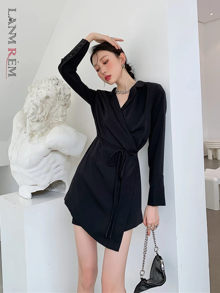 

LANMREM Long Sleeve Irregular V-Neck High Waist Drawstring Black Dress For Women 2022 Spring Fashion Tide Clothing 2C2236