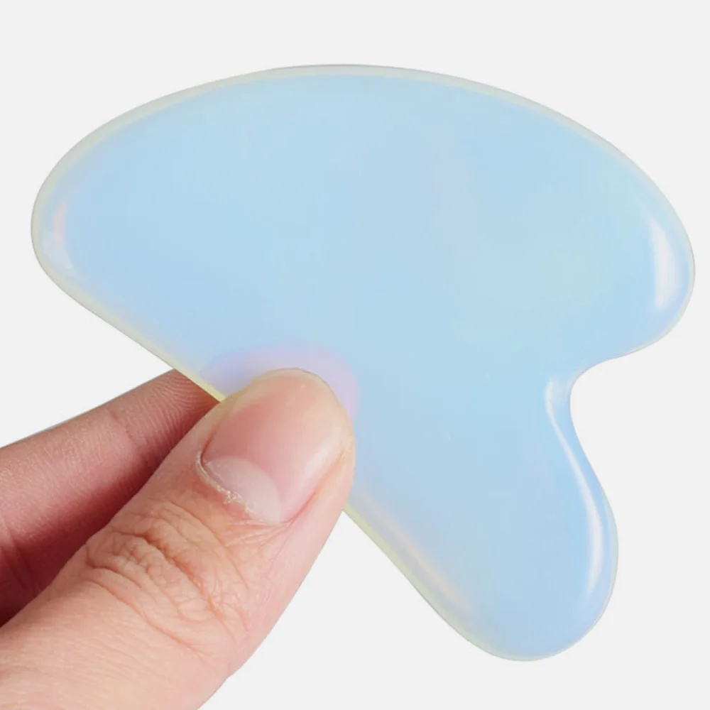 

1Pc Scraping Board Facial Scraper Face Beauty Scraping Plate (Sky-blue)