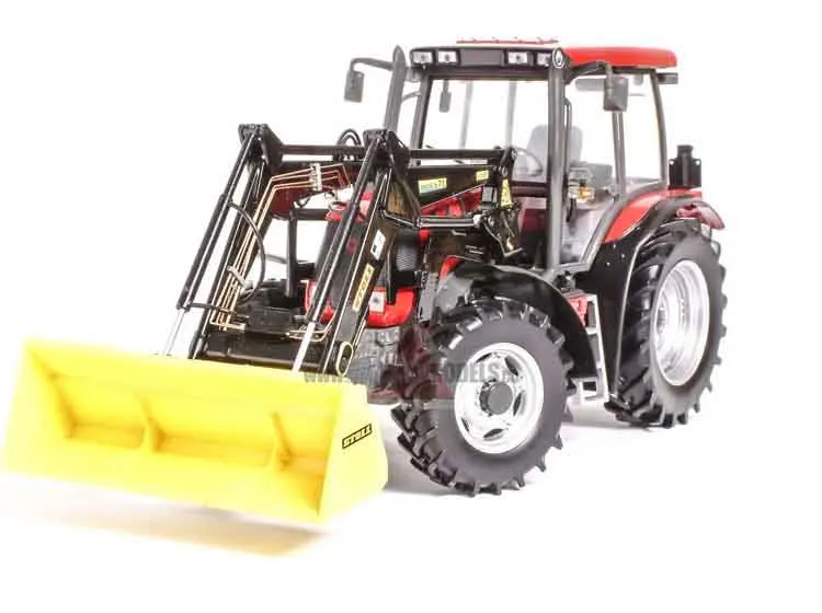 UH 1:32 Кировец ATM 3180 с передней погрузчиком Трактор Металлическая литая модель игрушечных автомобилей для детей Мальчик игрушки.