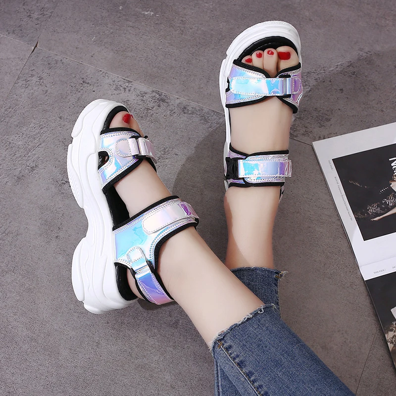 

Colorful Fashion Summer Women Sandals Hook Loop Cool Women Platform Sandals Shallow Peep Toe Ladies Flat Casual Sandals