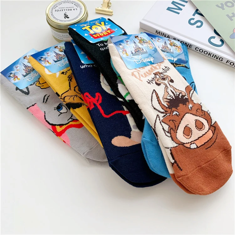Disney 1pair Mickey Lion King Simba/Wild Boar/Aladdin Lamp God/Dumbo Socks Harajuku cartoon Print Funny sock Adult short Sock