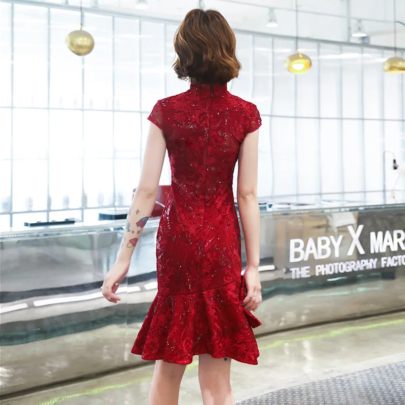 

Burgundy Sexy Slim Short Cheongsam Lady Elegant Novelty Formal Party Dress Exquisite Vintage Button Trim Bridal Wedding Dresses