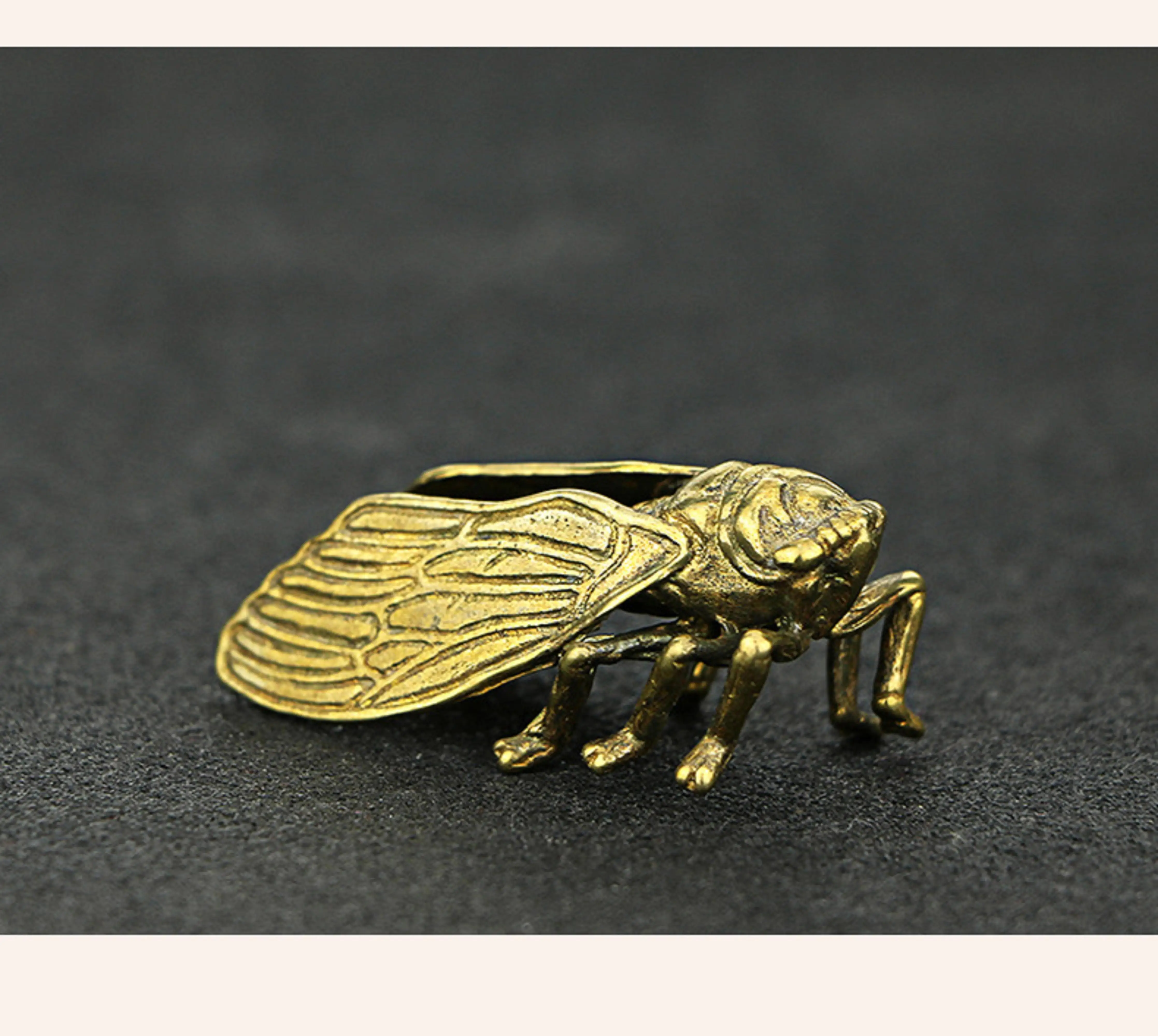 

2pieces CICADA bronze statue copper ORNAMENT solid brass funny Pendant lovely Bu