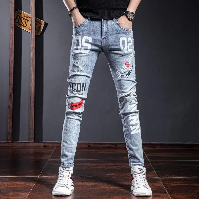 

Корейская версия легких роскошных мужских зауженных эластичных джинсов, высококачественные синие джинсы с принтом, уличная мода, царапины,...