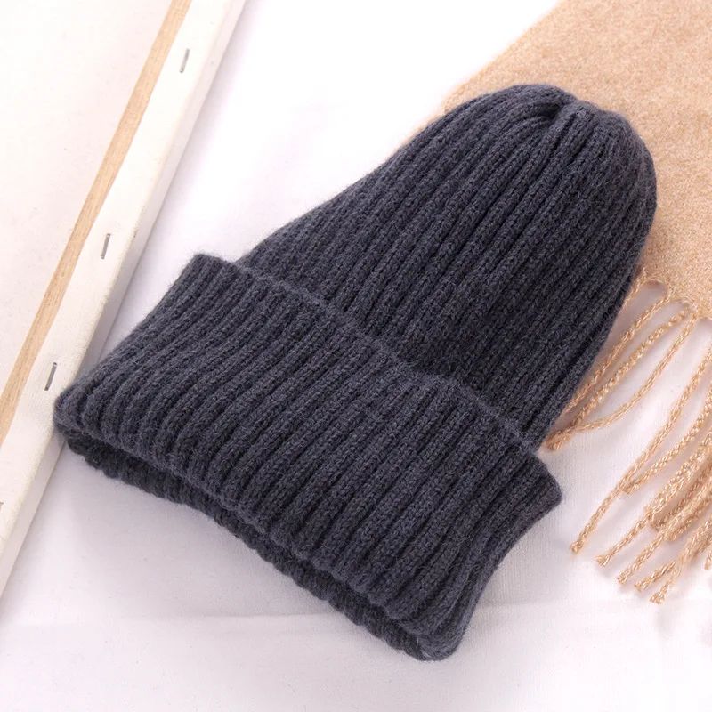 Шапка женская шерстяная вязаная зимняя ярких цветов | Аксессуары для одежды