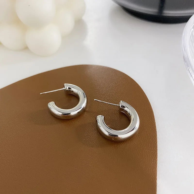 

Metal Gold Silver Color C-shaped Earrings For Women Fashion Jewelry Small Simple Geometric C Ear Jewellery Vintage
