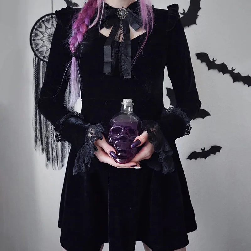 

Goth Dress Woman Mall Goth Clothes Gothic Harajuku Punk Long Sleeve Bowknot vintage Palace Lace Pleated Black VelvetGothic Dress