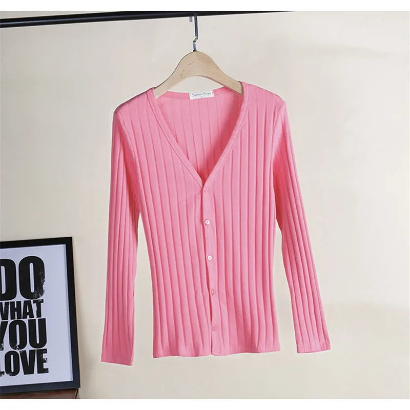 Женский трикотажный кардиган с V-образным вырезом длинным рукавом |