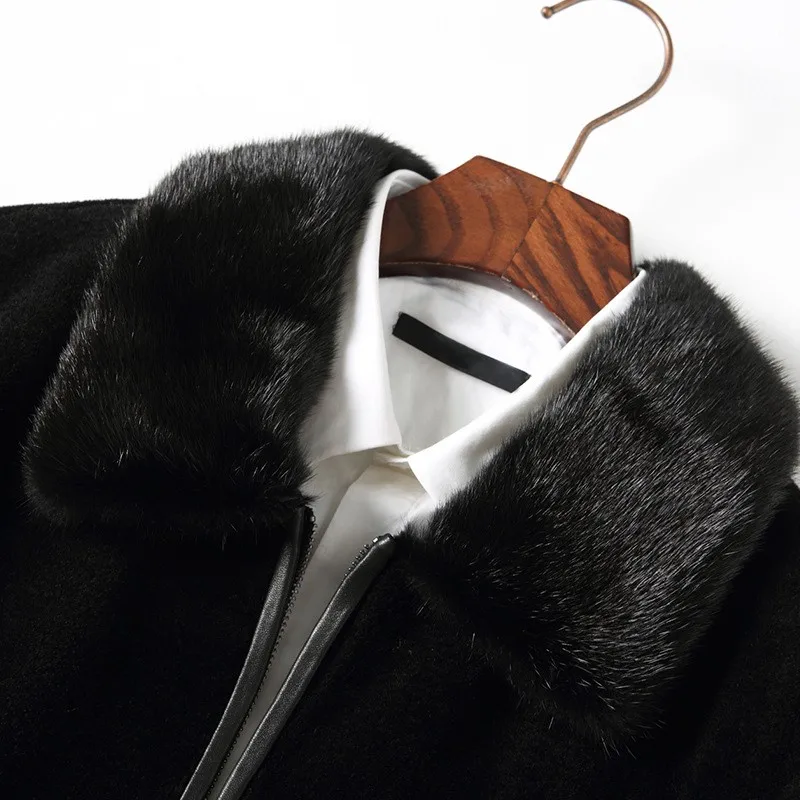 Мужская куртка из натурального меха черная теплая с отложным воротником на