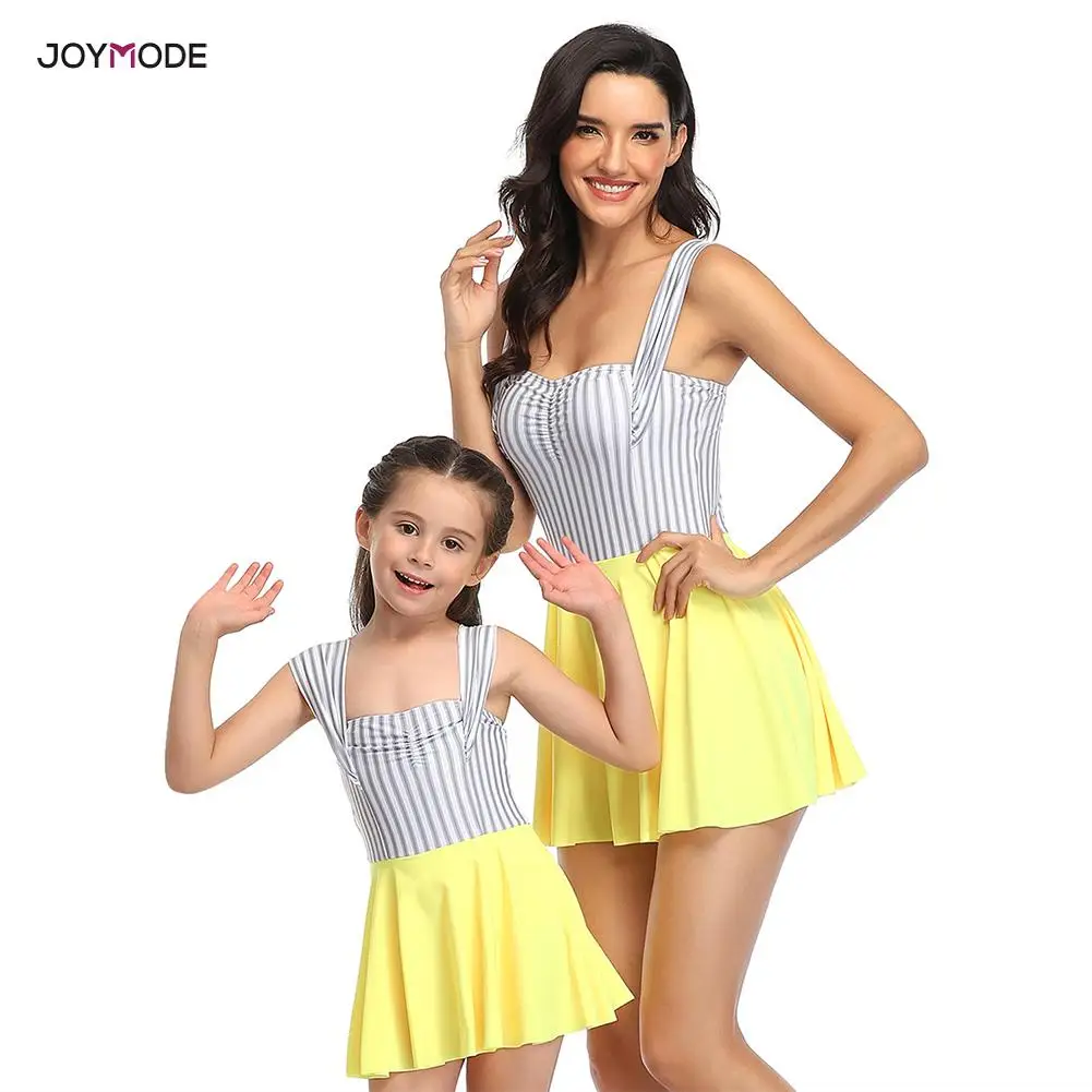 

Mommy and me swimsuit Mother and Daughter Swimsuit mommy and me Swimwear Bikini 2019 Summer Family Matching Outfits Swimsuit