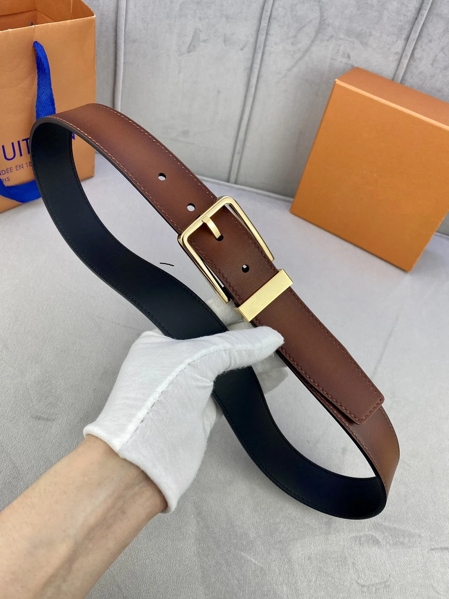 

2021 Fashion Big buckle genuine leather belt with box designer men women high quality mens belts luxury brand designer belt