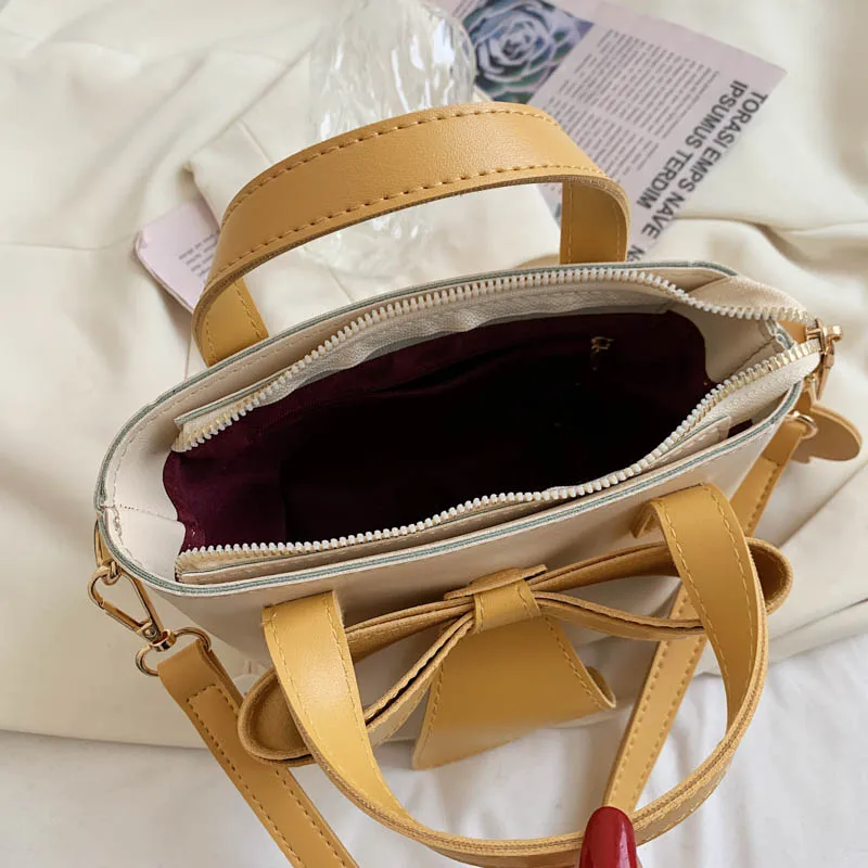 

Western Style Textured Shoulder Bag Messenger Bag Bow Female Bag 2021 New