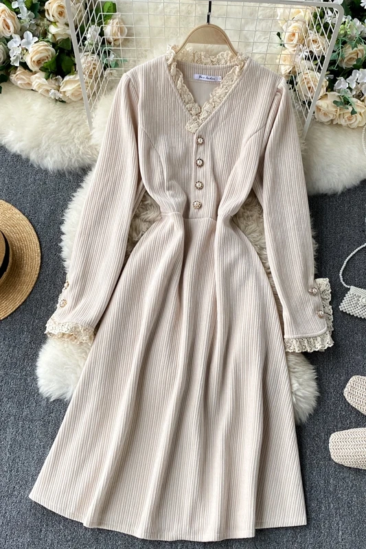 

Aibeautyer New French Autumn Winter Solid High Waist Versatile Design Lace V-neck Slim Long Sleeve Bottoming Dress