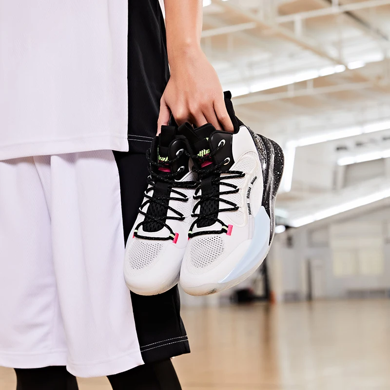 QIAODAN Basketball Shoes for Men 2023 Fashion Professional Non-Slip High Top Sports Shoes Fashion Gym Male Sneakers XM25210101