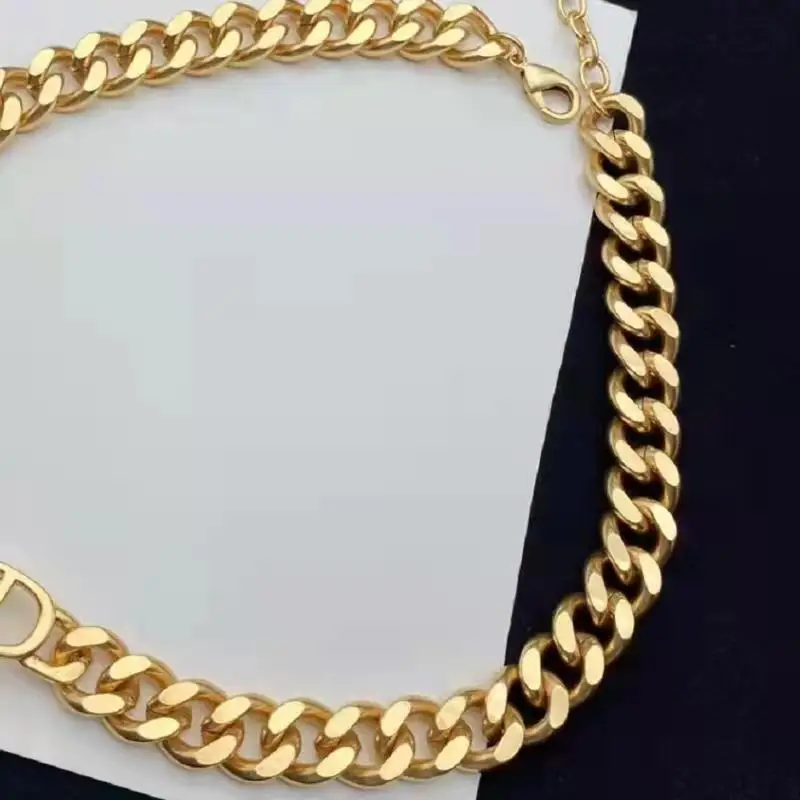 

High quality ladies necklace clavicle chain letter shape 40cm thick chain luxury simple temperament necklace best gift