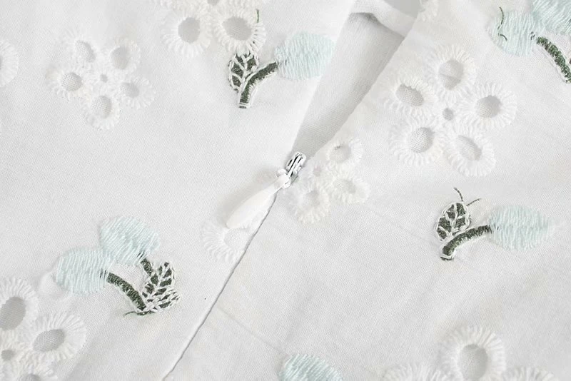 

Elegant Women Floral Embroidery Dress 2021 Fashion Ladies Lace Puff Sleeve Dress Sweet Female Chic Square Collar Mini Dresses